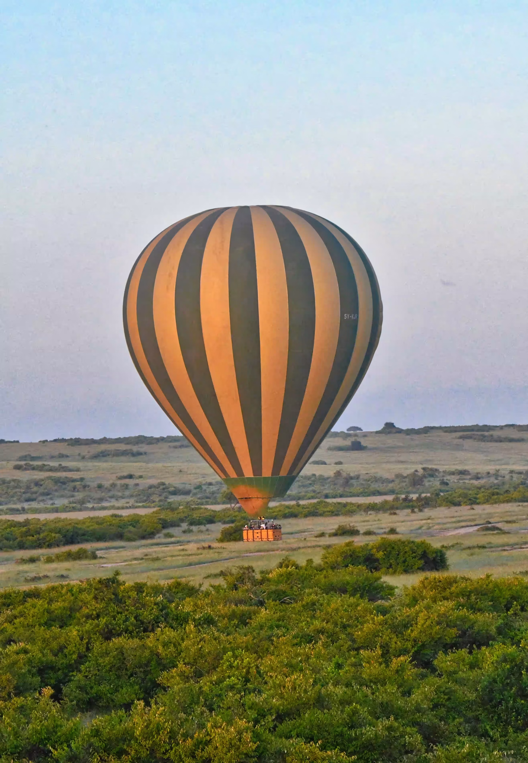 Hot Air Balloon — 1400×960